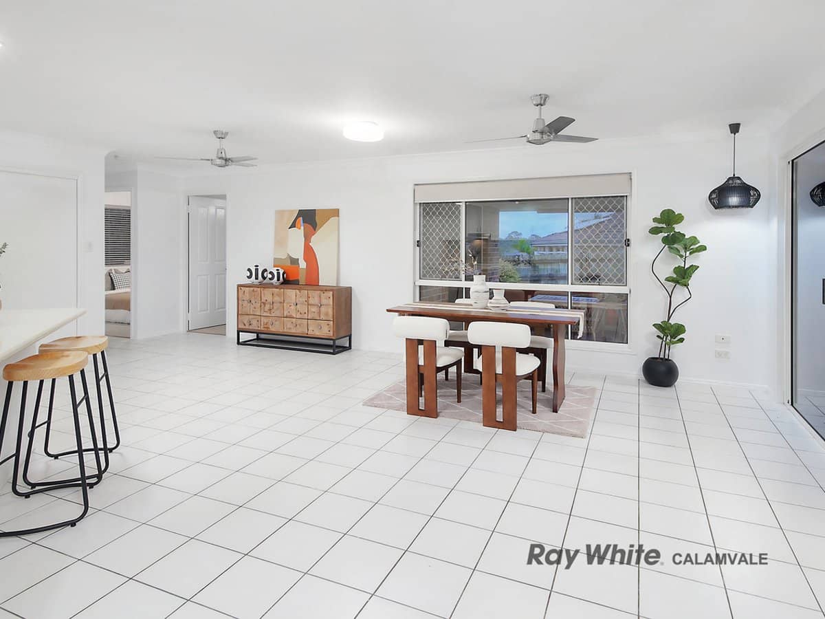 4 Vista Court, REGENTS PARK - Thumbnail 5