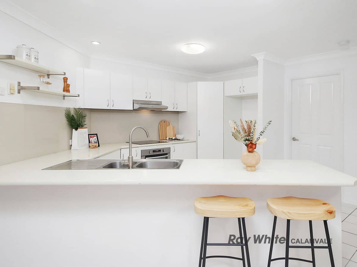 4 Vista Court, REGENTS PARK - Thumbnail 8