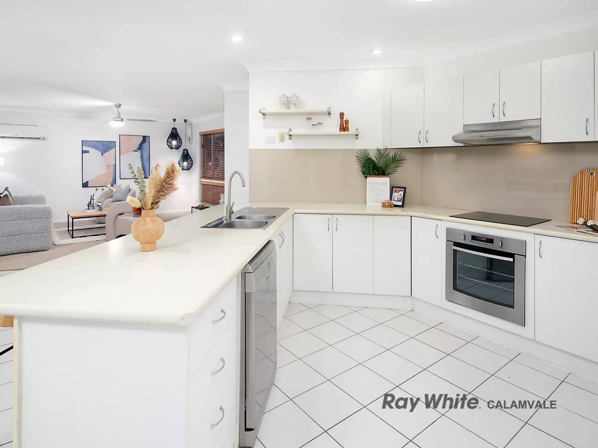 4 Vista Court, REGENTS PARK - Thumbnail 9