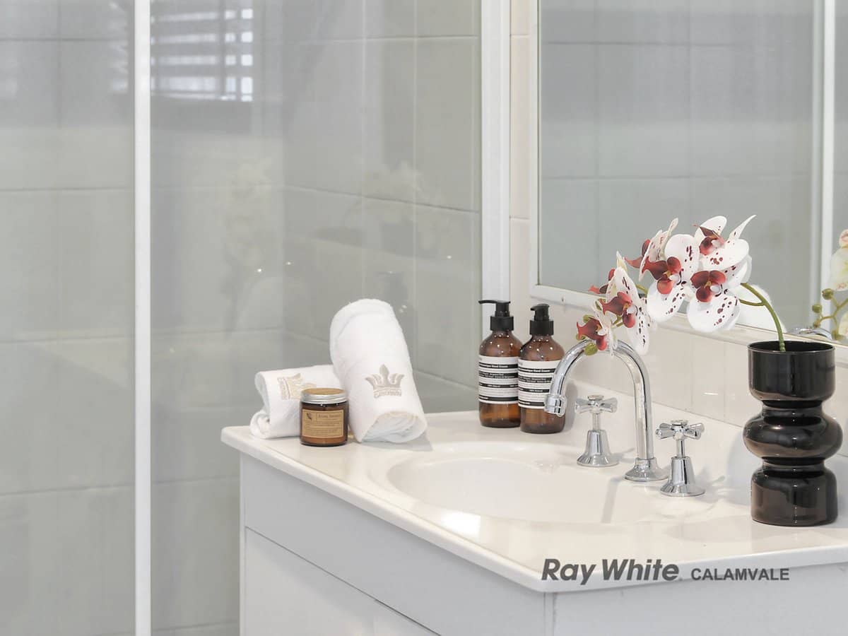 4 Vista Court, REGENTS PARK - Thumbnail 15