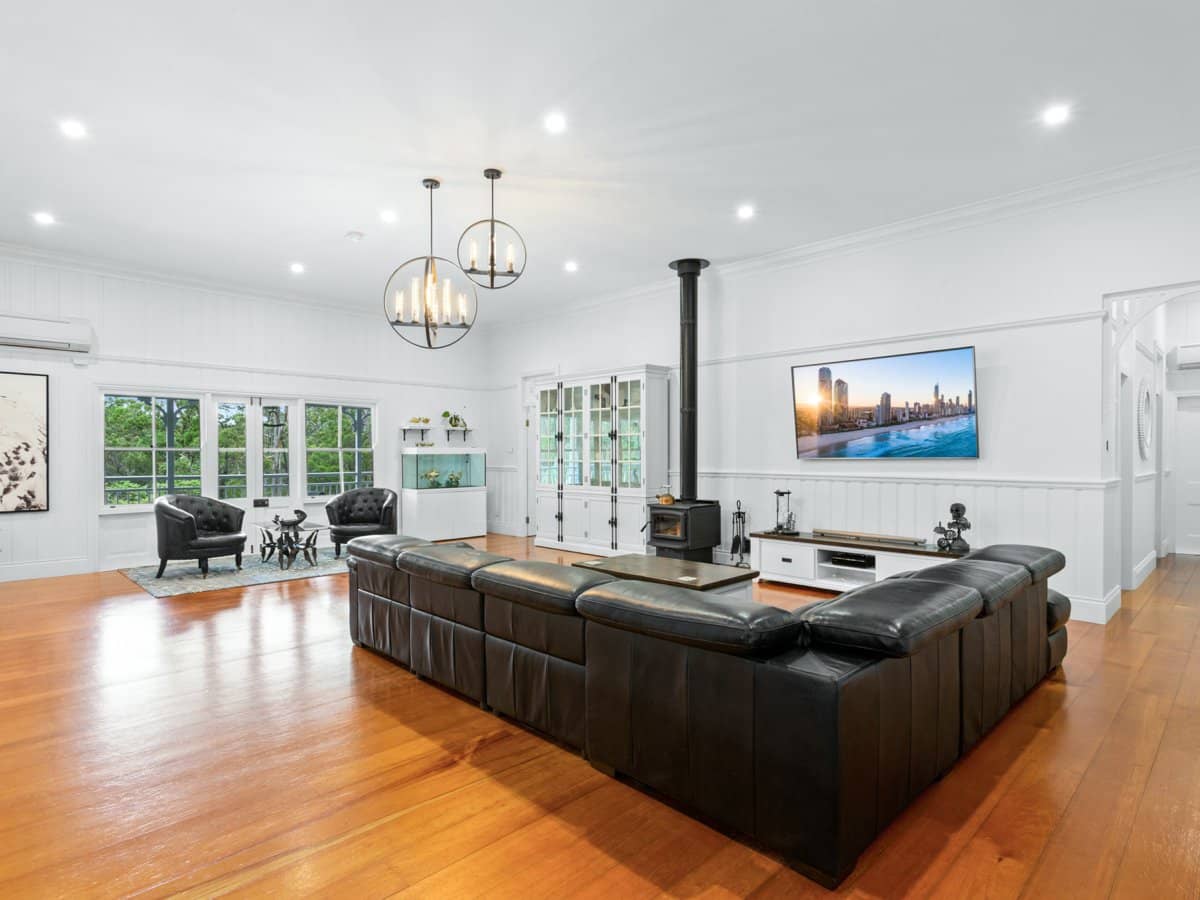 47 Worley Drive, GILSTON - Thumbnail 14