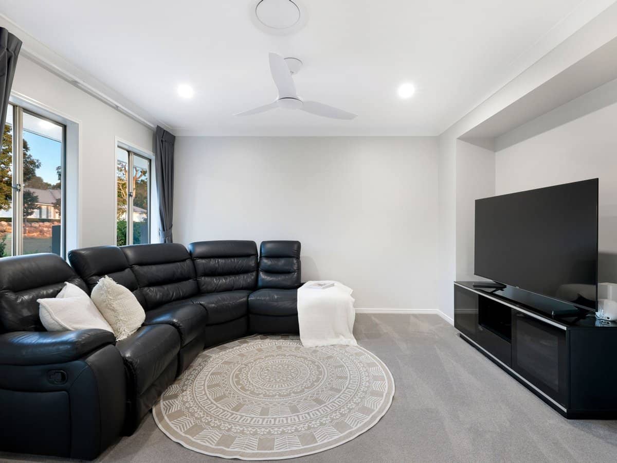 9 Greenacre Way, Maudsland - Thumbnail 11