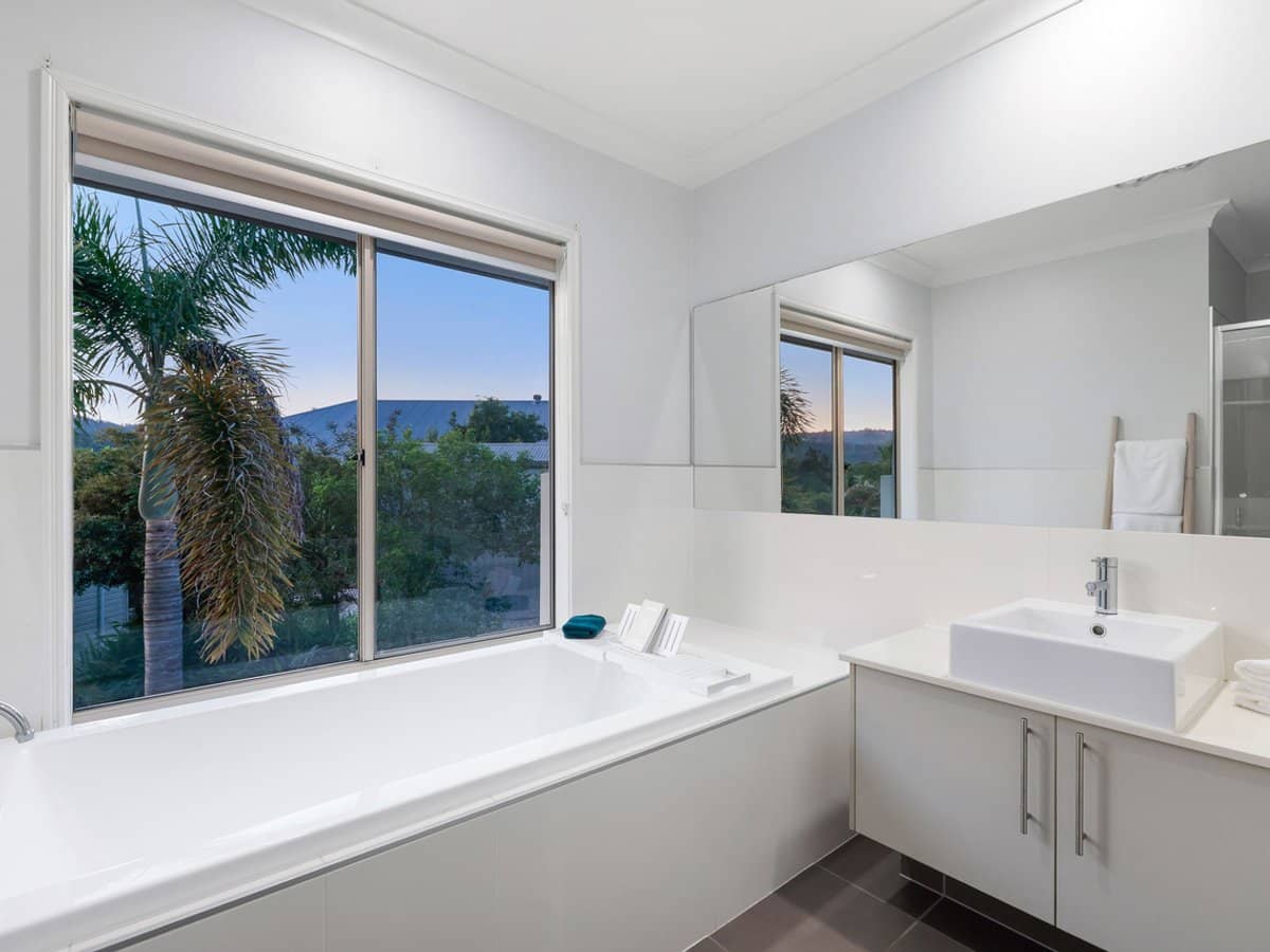 9 Greenacre Way, Maudsland - Thumbnail 19