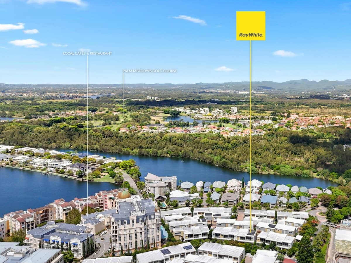 70/1 Grande Avenue, CARRARA - Thumbnail 13