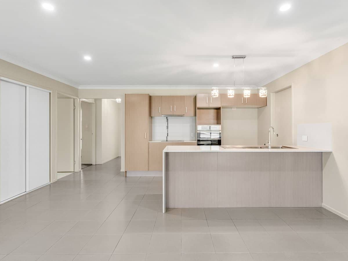 5A Glen Noble Avenue, Redbank Plains - Thumbnail 1