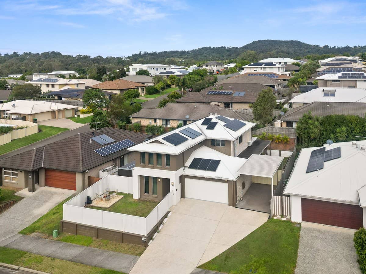 44 River Run Circuit, Ormeau Hills - Thumbnail 1