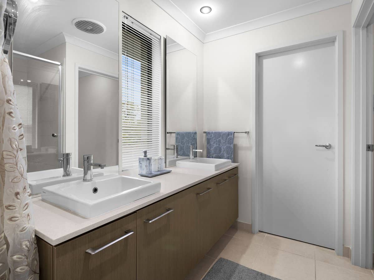 44 River Run Circuit, Ormeau Hills - Thumbnail 14