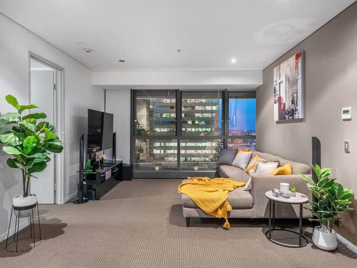 43 Herschel Street, BRISBANE CITY - Thumbnail 1