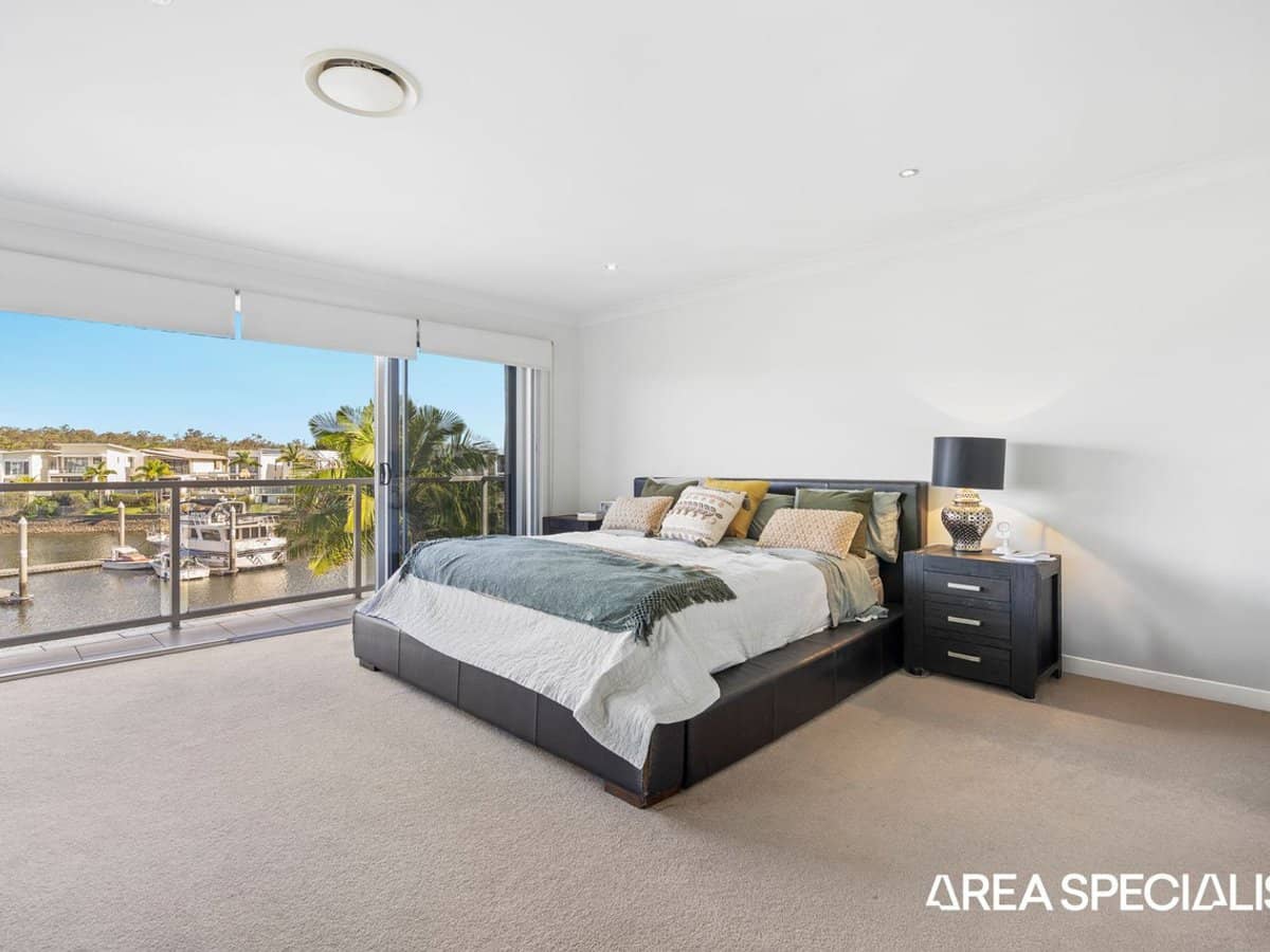 19 Coomera Court, Helensvale - Thumbnail 10