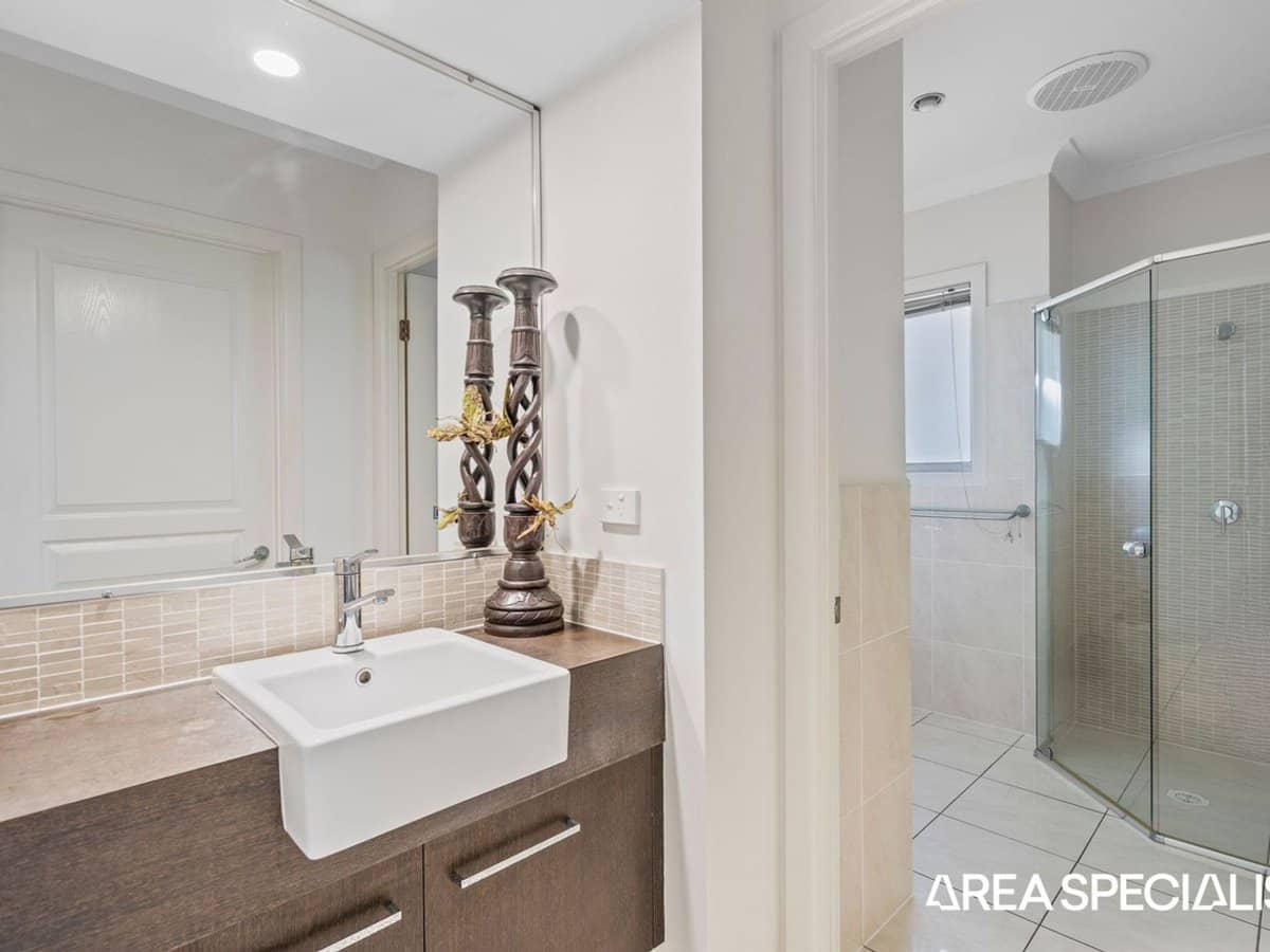 19 Coomera Court, Helensvale - Thumbnail 14