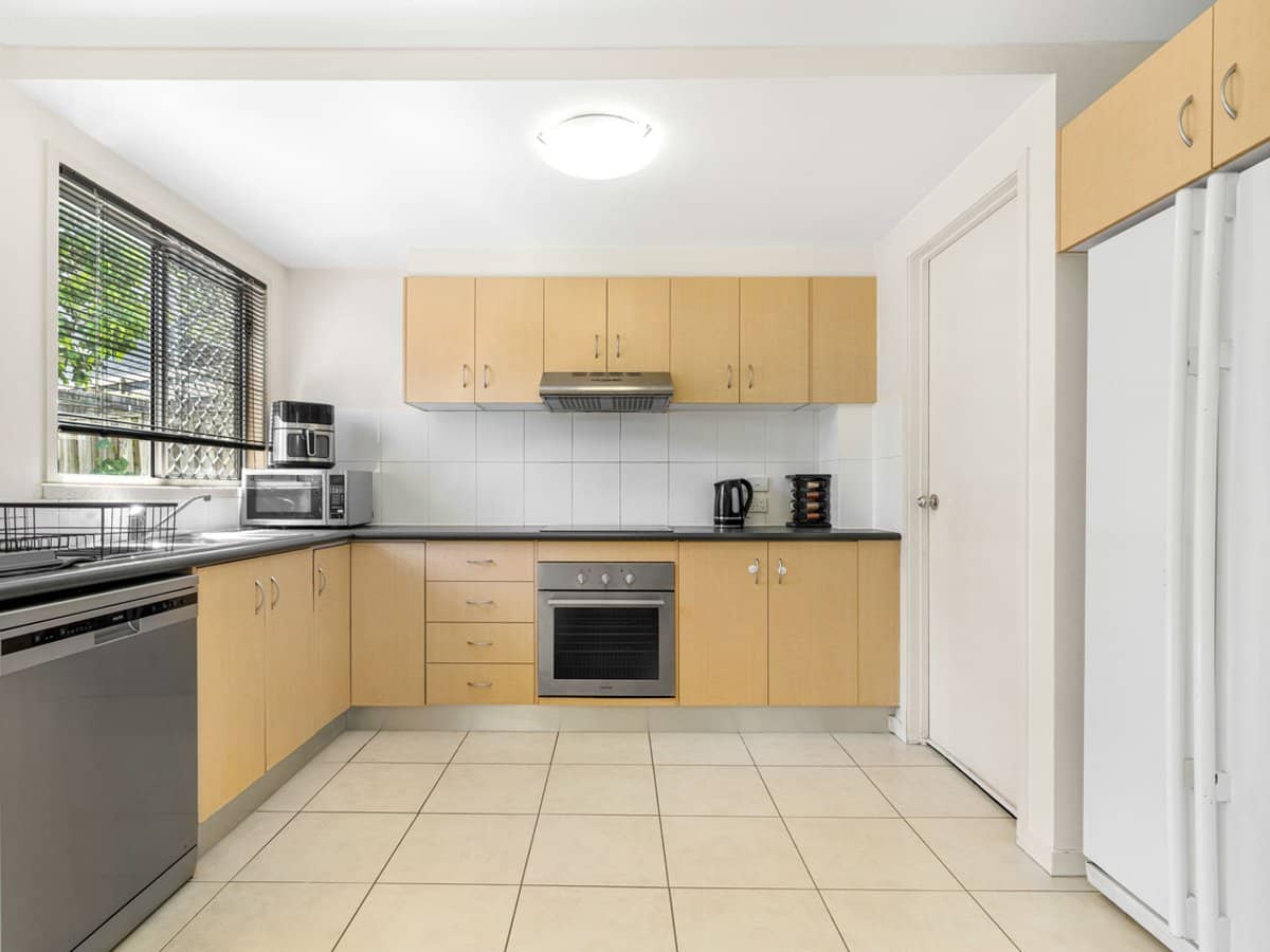 266 Henty Drive, Redbank Plains - Thumbnail 5