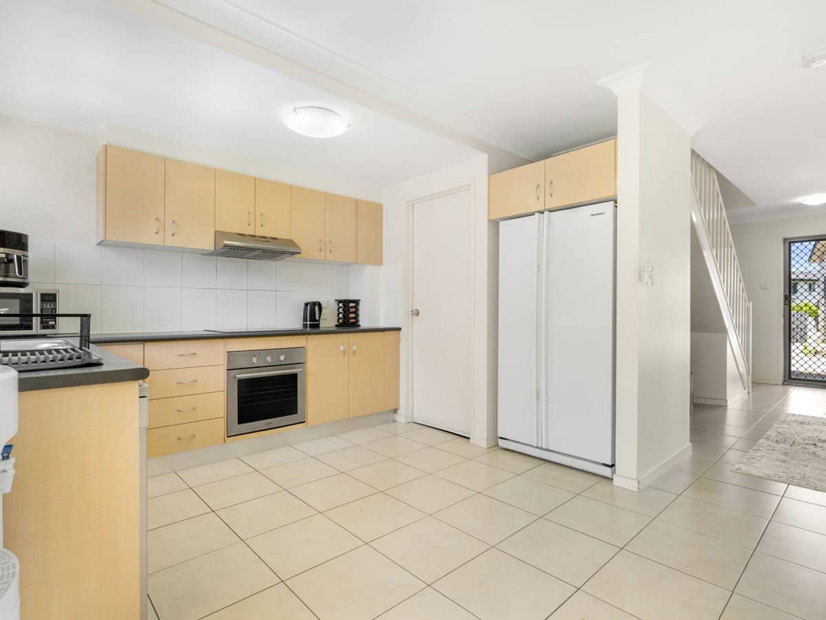 266 Henty Drive, Redbank Plains - Thumbnail 6