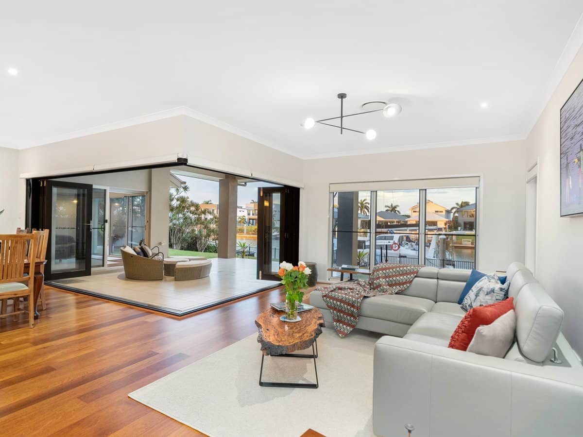 9 Sunset Place, Jacobs Well - Thumbnail 8