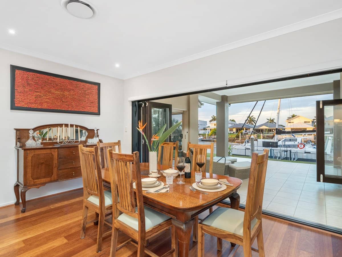 9 Sunset Place, Jacobs Well - Thumbnail 13