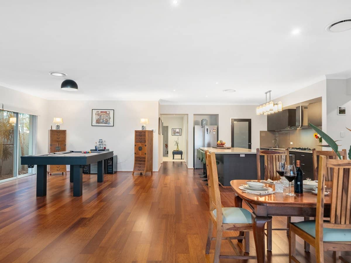 9 Sunset Place, Jacobs Well - Thumbnail 14