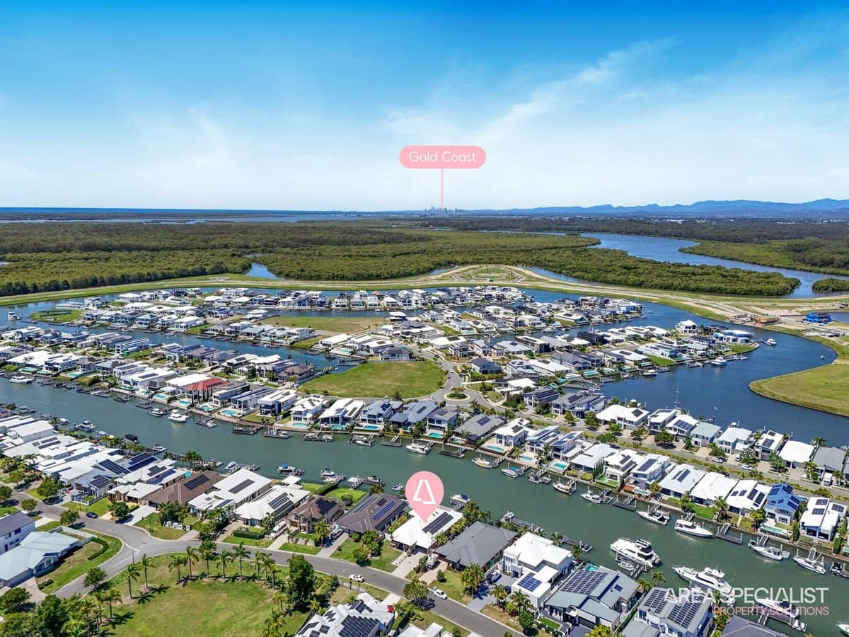 10 Sundown Place, Jacobs Well - Thumbnail 29