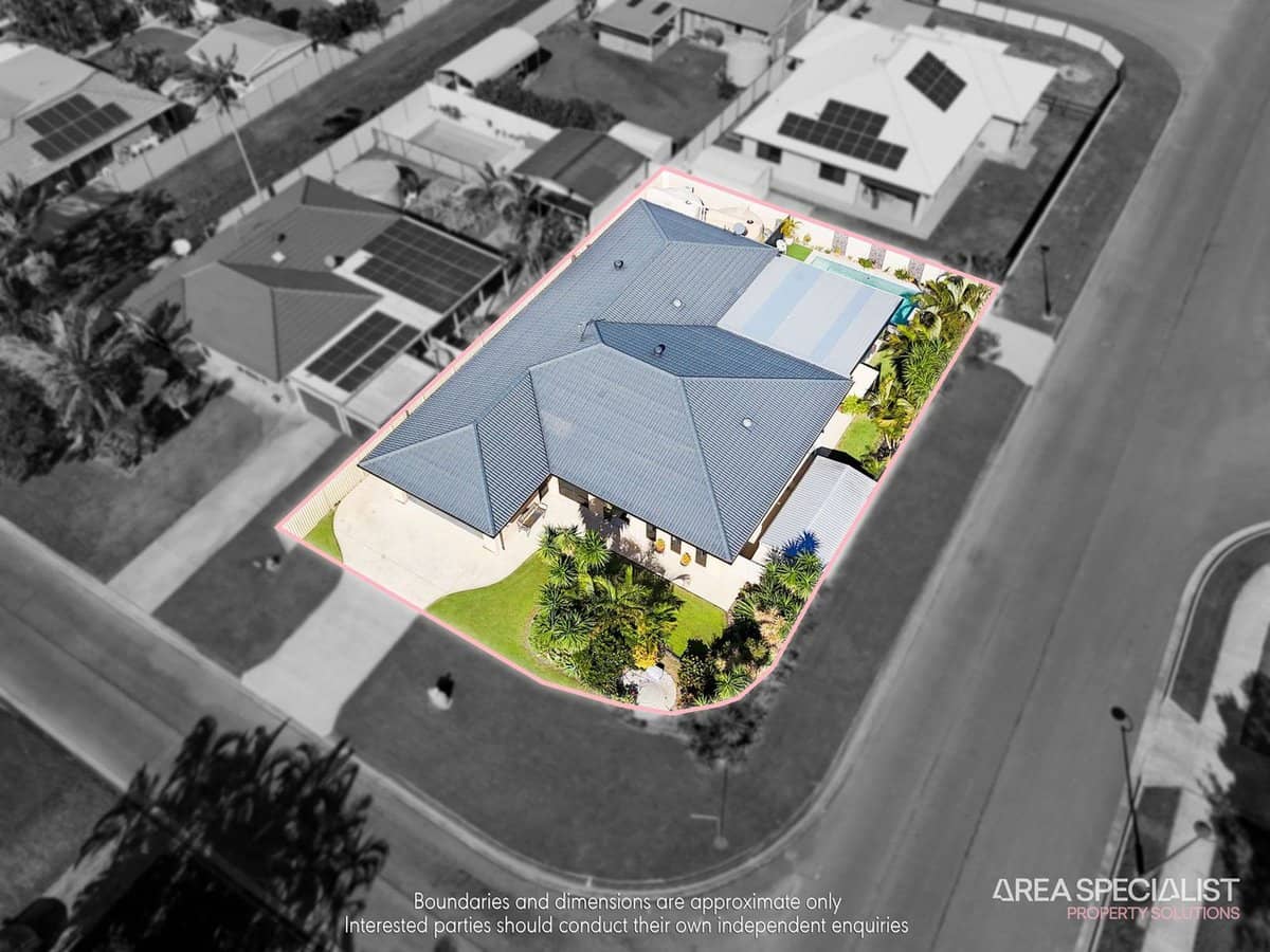 1 Henry Court, Jacobs Well - Thumbnail 2