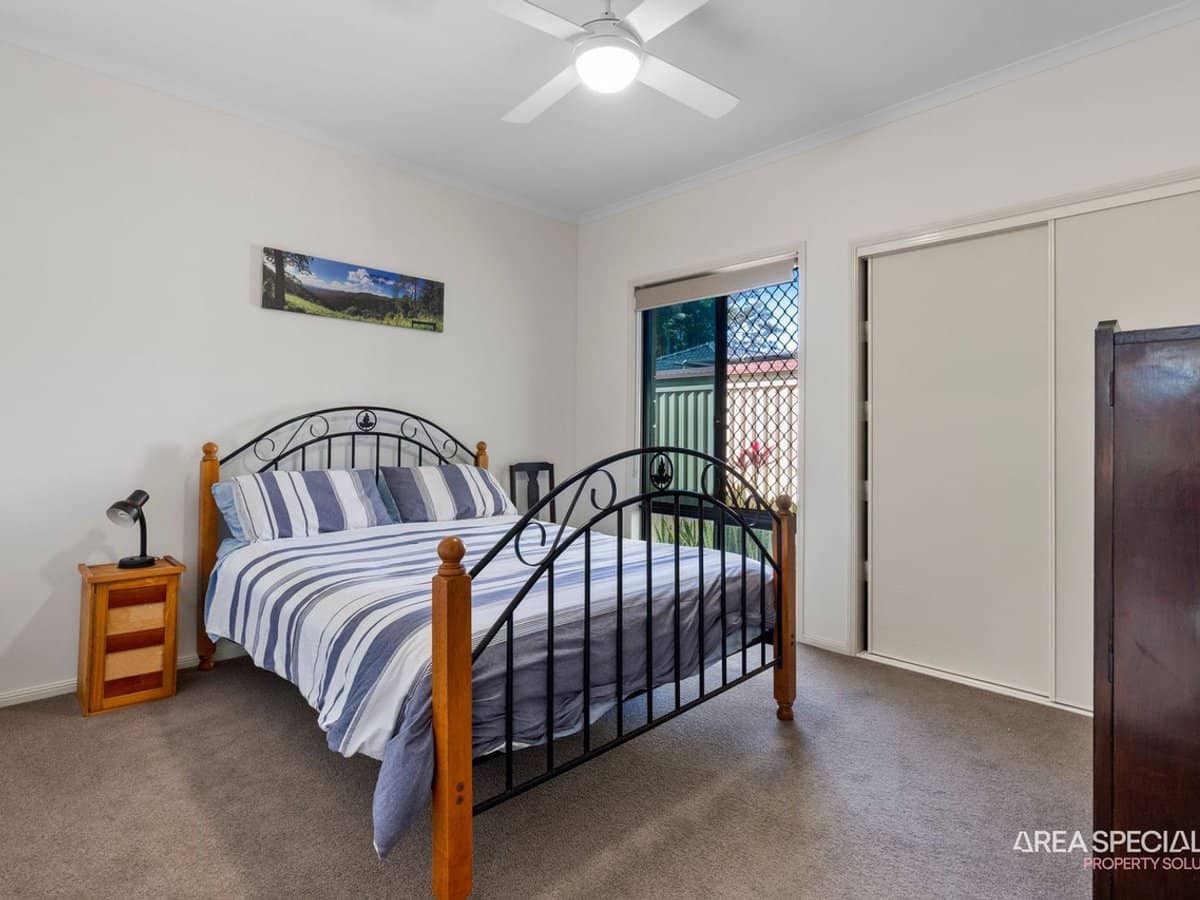 1 Henry Court, Jacobs Well - Thumbnail 18