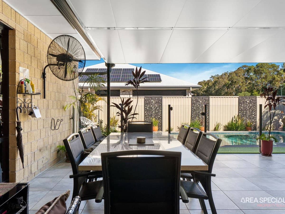 1 Henry Court, Jacobs Well - Thumbnail 22