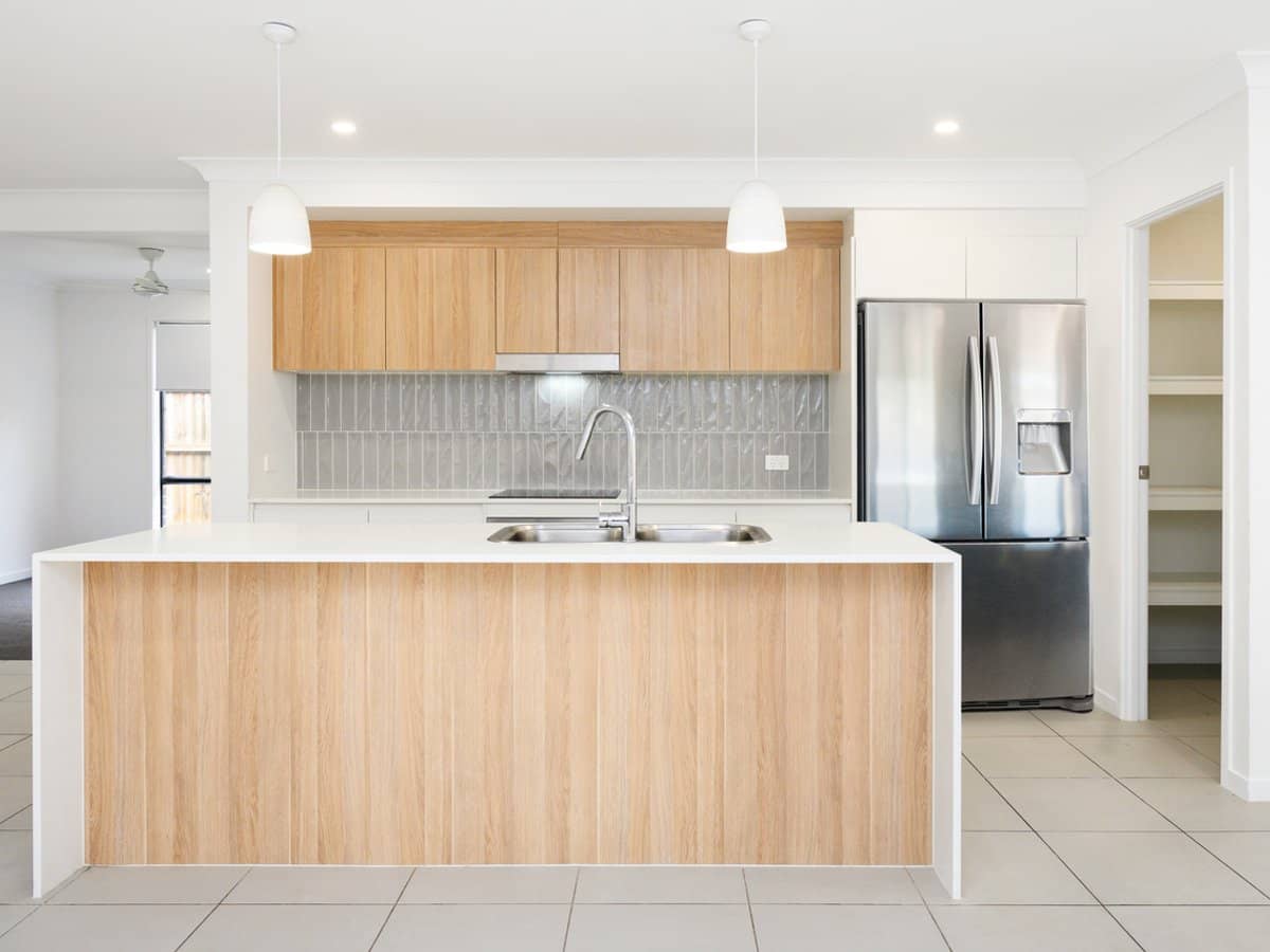 11 Cicely Circuit, GREENBANK - Thumbnail 5