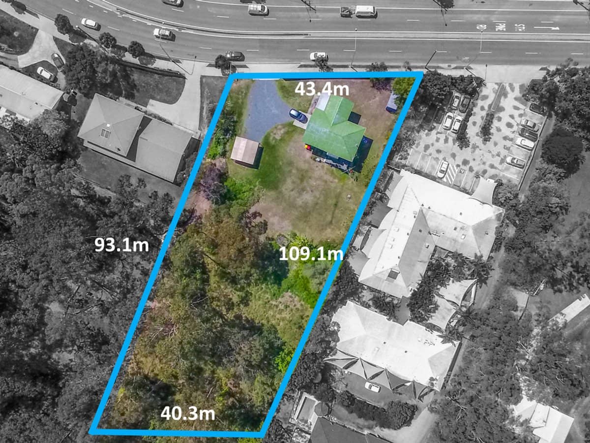 1033 South Pine Road, EVERTON HILLS - Thumbnail 1