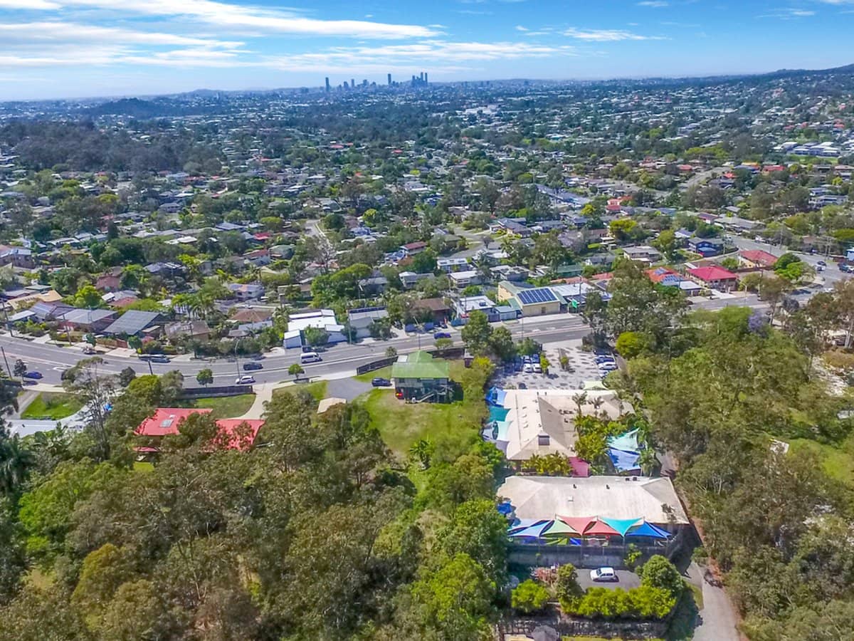 1033 South Pine Road, EVERTON HILLS - Thumbnail 13