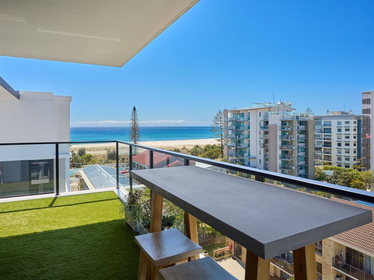 701/73-75 Golden Four Drive, BILINGA - Thumbnail 10