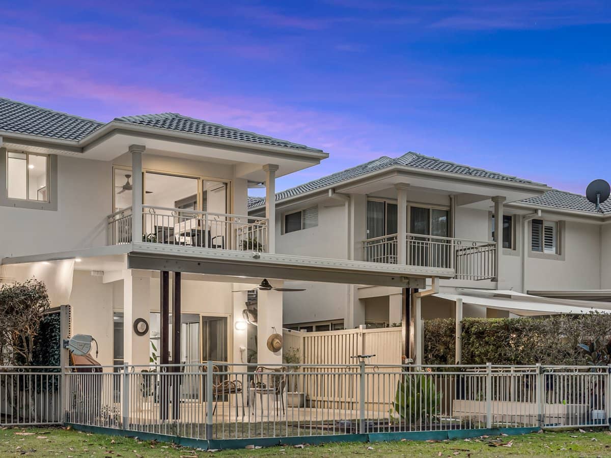 8133 Magnolia Drive West, Hope Island - Thumbnail 2