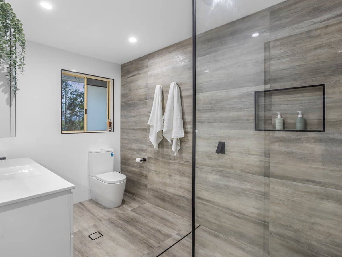 8133 Magnolia Drive West, Hope Island - Thumbnail 17