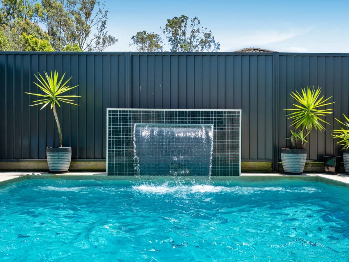 137 Kirralee Crescent, UPPER KEDRON - Thumbnail 1