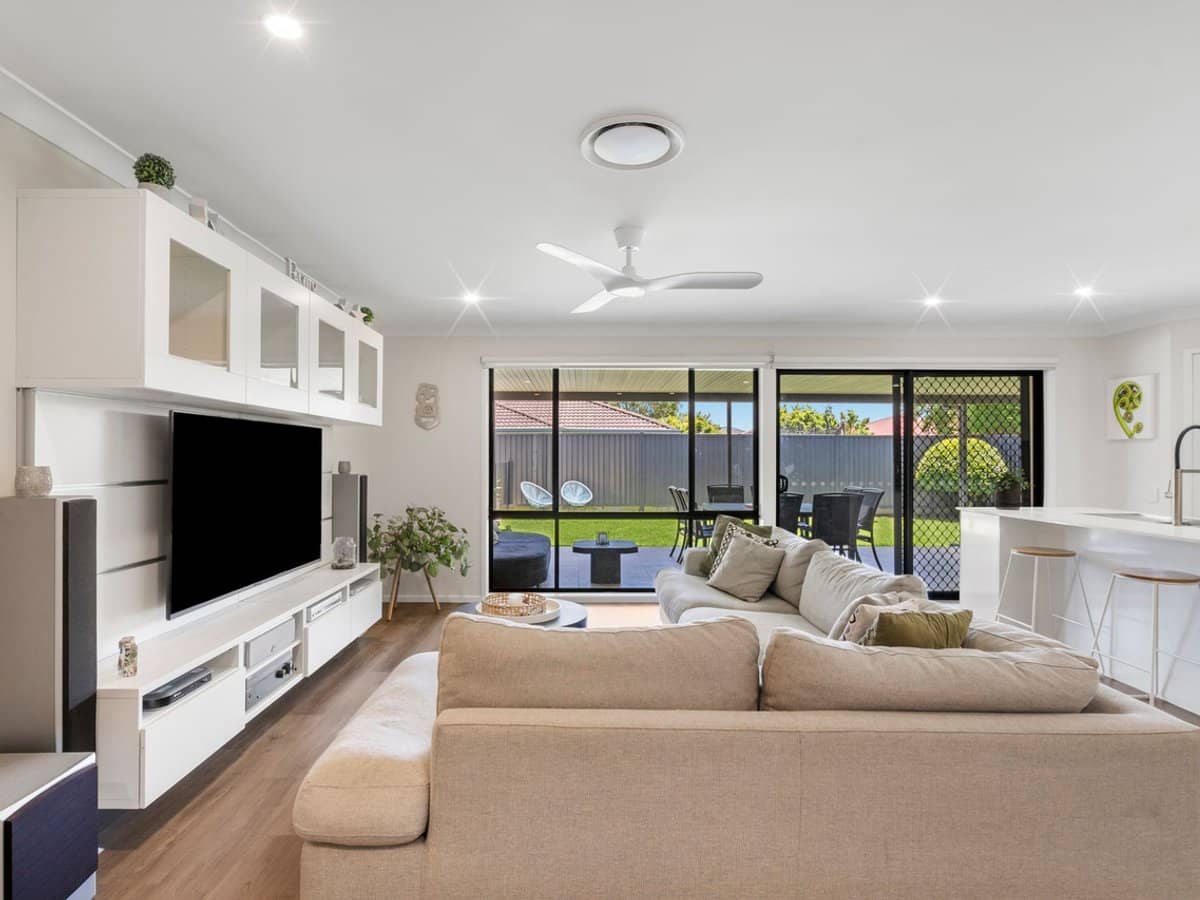 137 Kirralee Crescent, UPPER KEDRON - Thumbnail 6