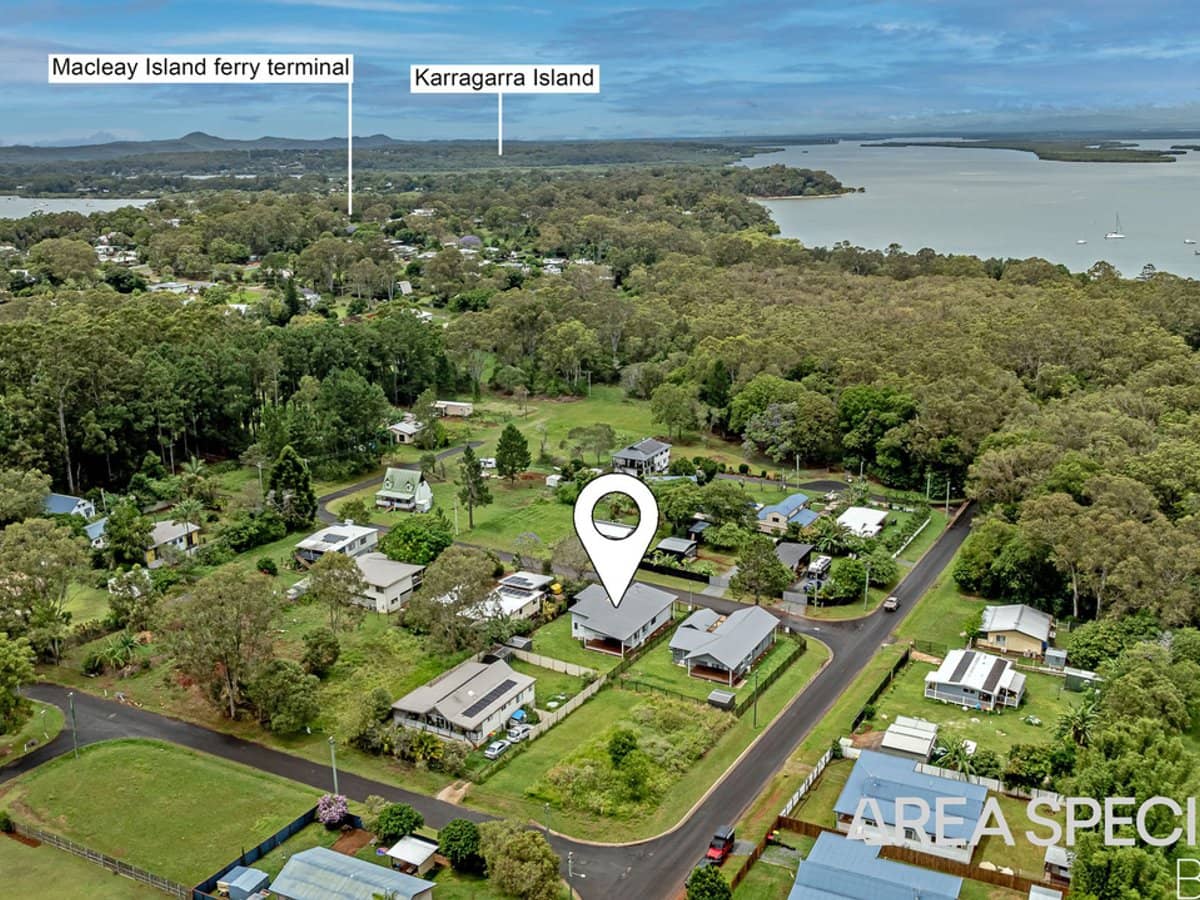 3 Conran Street, Macleay Island - Thumbnail 1