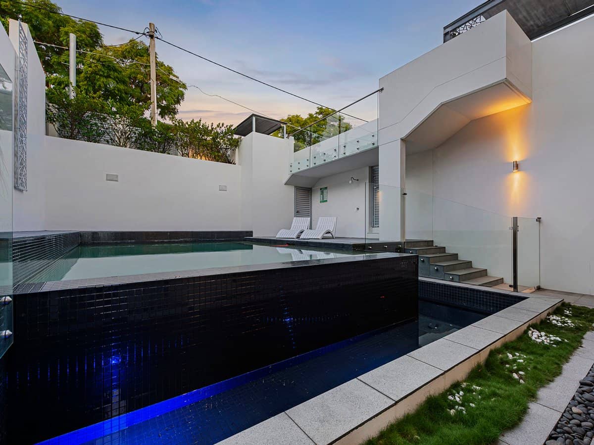 6 Comus Avenue, ASCOT - Thumbnail 7