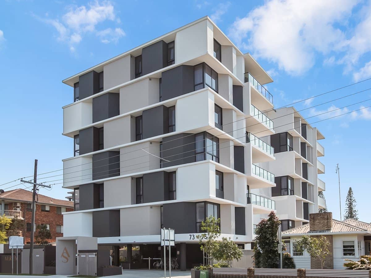 403/73-75 Golden Four Drive, BILINGA - Thumbnail 1