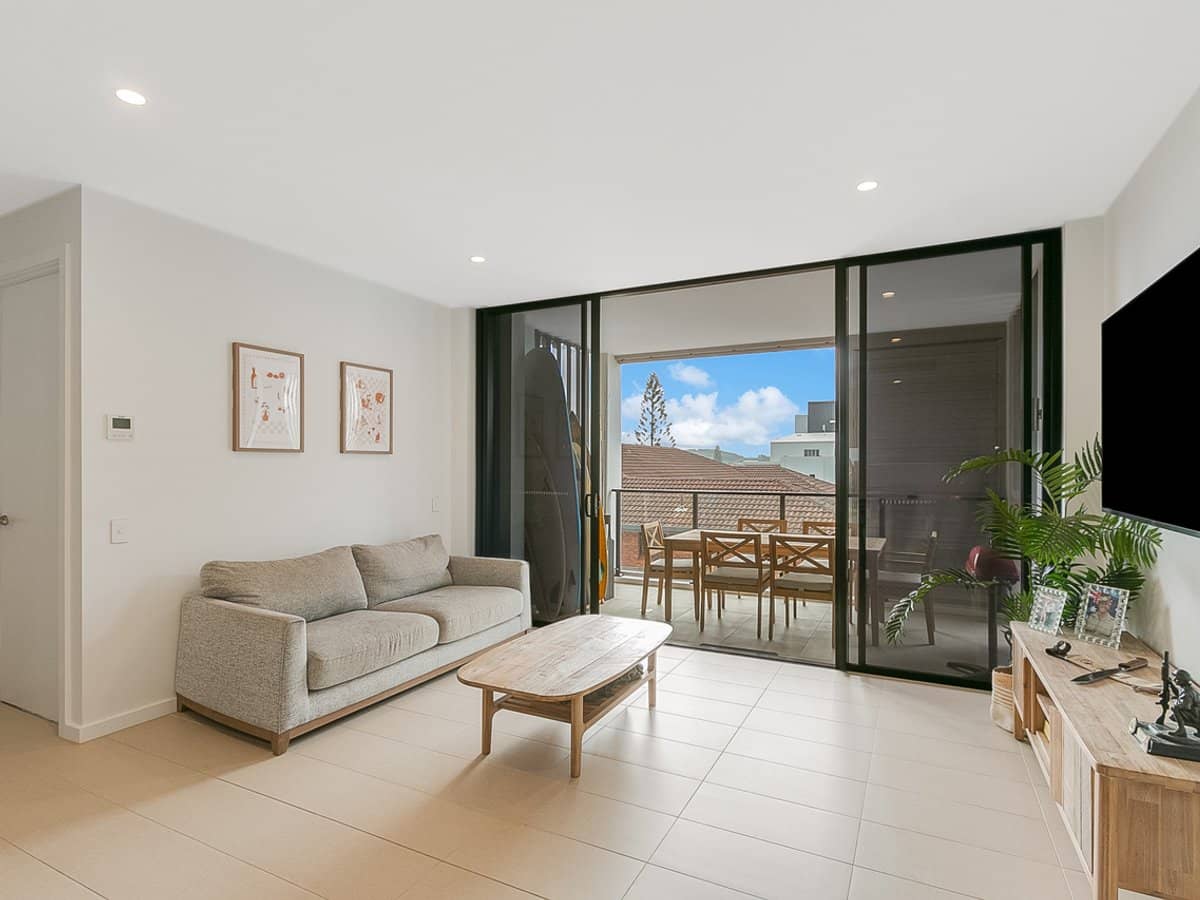 403/73-75 Golden Four Drive, BILINGA - Thumbnail 3