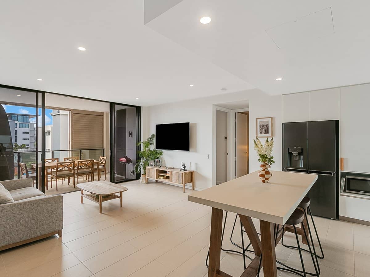 403/73-75 Golden Four Drive, BILINGA - Thumbnail 4