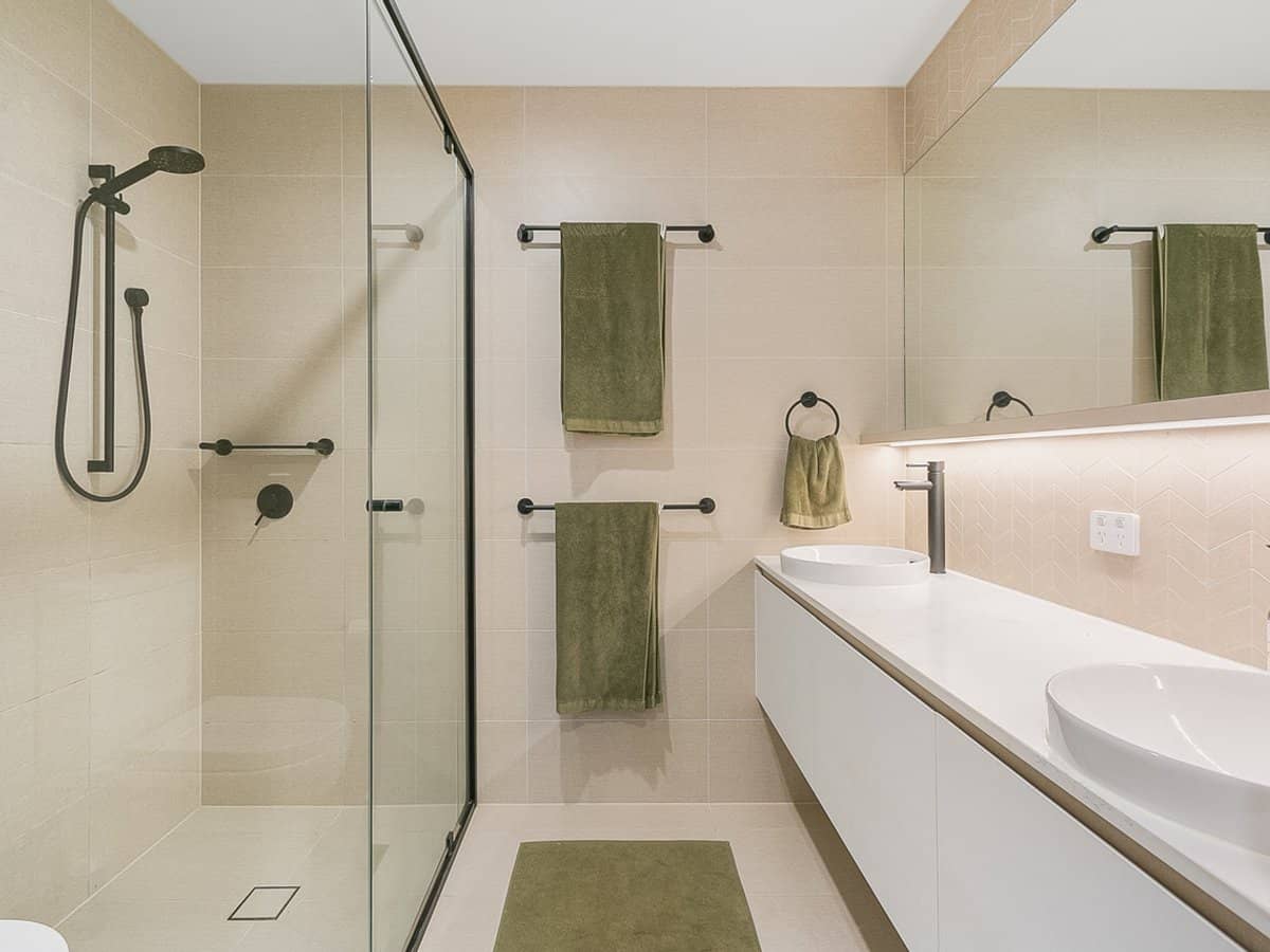 403/73-75 Golden Four Drive, BILINGA - Thumbnail 6