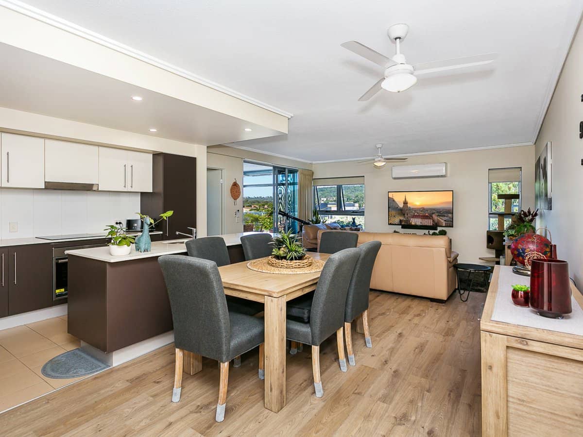 2/42 Scottsdale Drive, ROBINA - Thumbnail 4