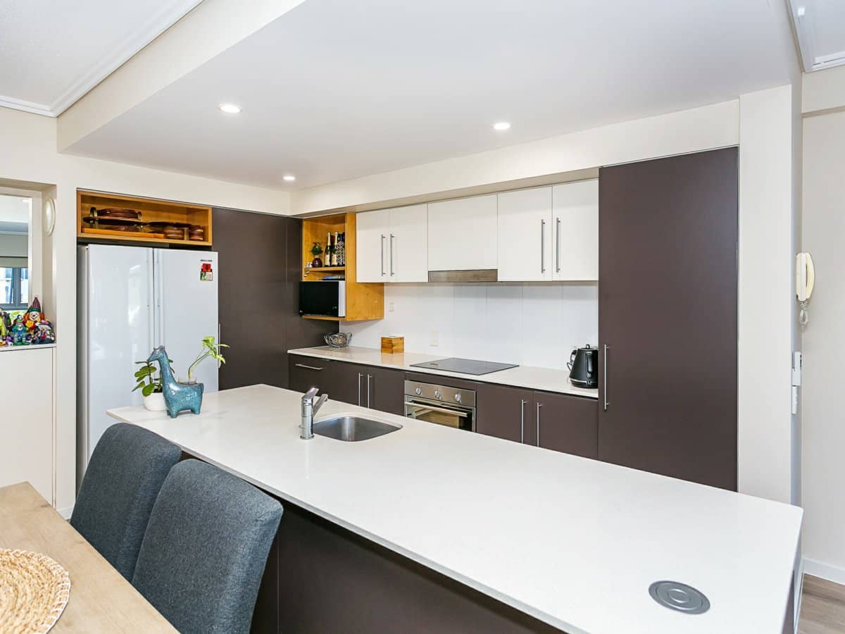 2/42 Scottsdale Drive, ROBINA - Thumbnail 6