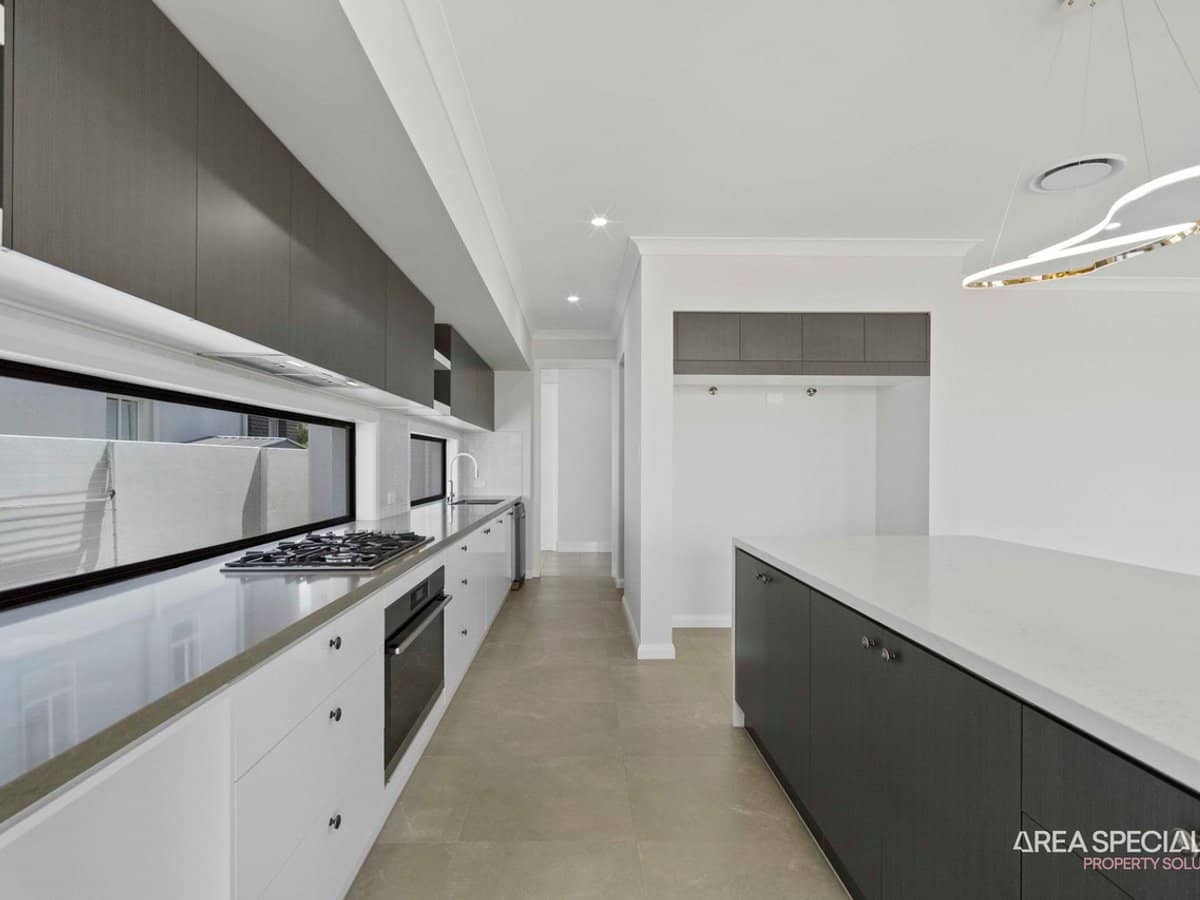 105 Harbour Boulevard, Jacobs Well - Thumbnail 9