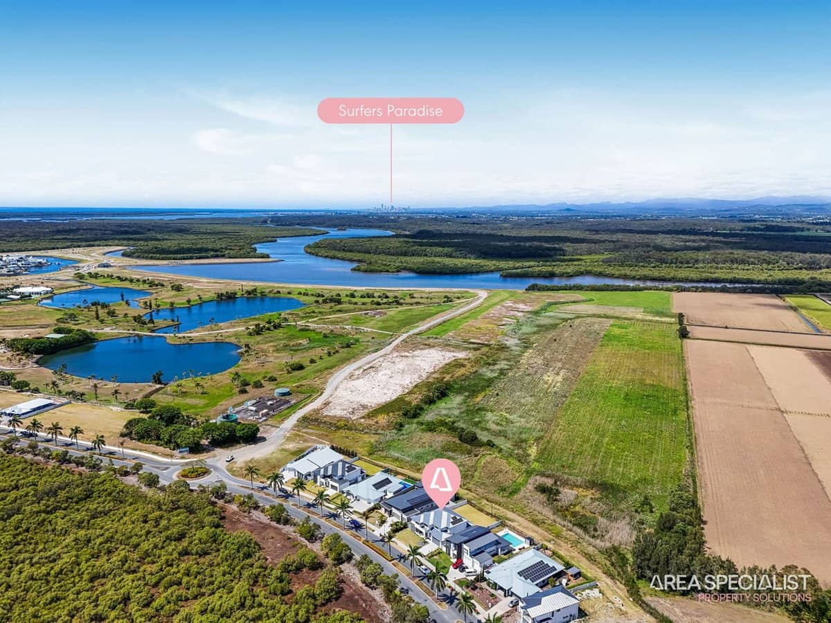 105 Harbour Boulevard, Jacobs Well - Thumbnail 30