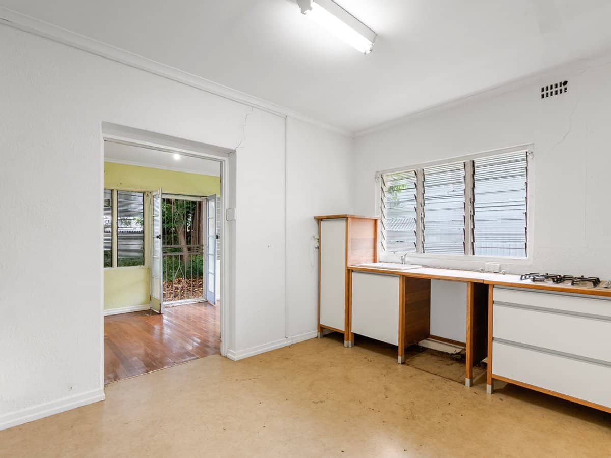 24 Badger Street, NEWMARKET - Thumbnail 15