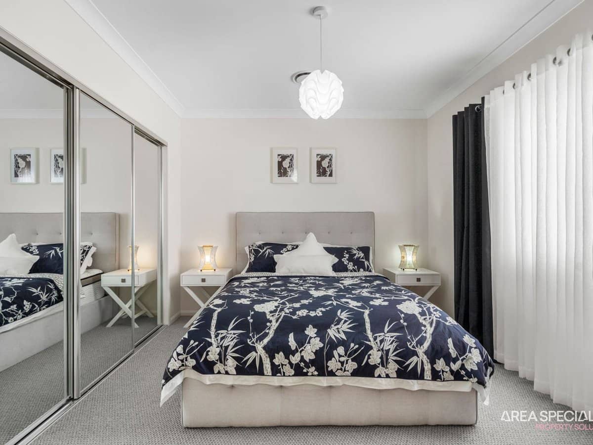 102 Paradise Parade, Jacobs Well - Thumbnail 27