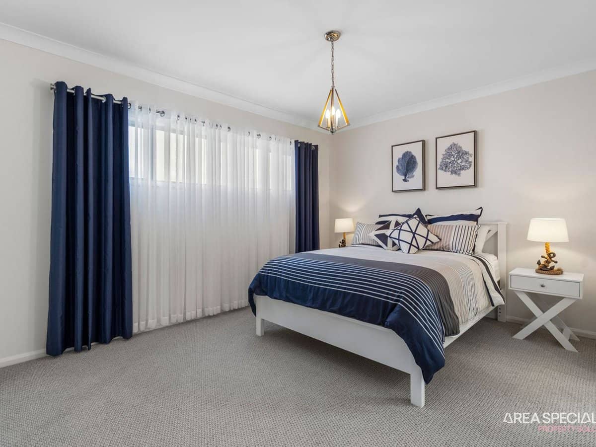 102 Paradise Parade, Jacobs Well - Thumbnail 29