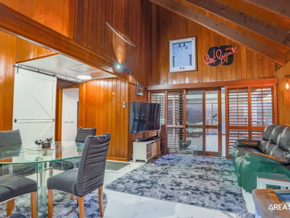 2 Carmel Close, Gilston - Thumbnail 11