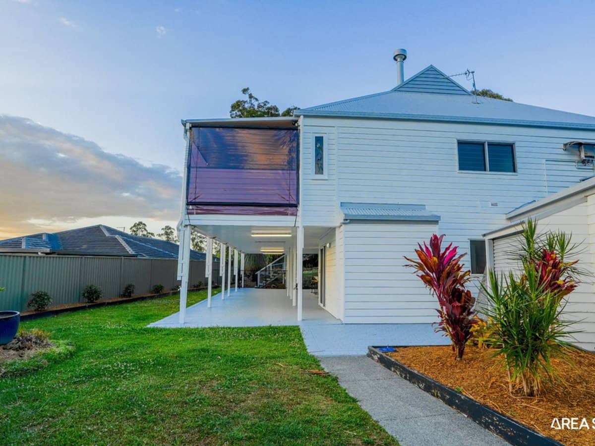 2 Carmel Close, Gilston - Thumbnail 34