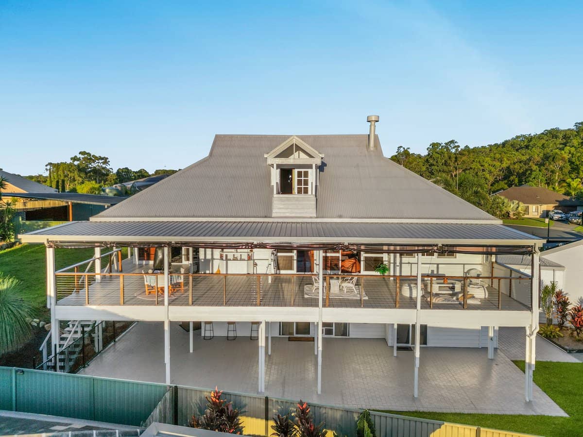 2 Carmel Close, Gilston - Thumbnail 3