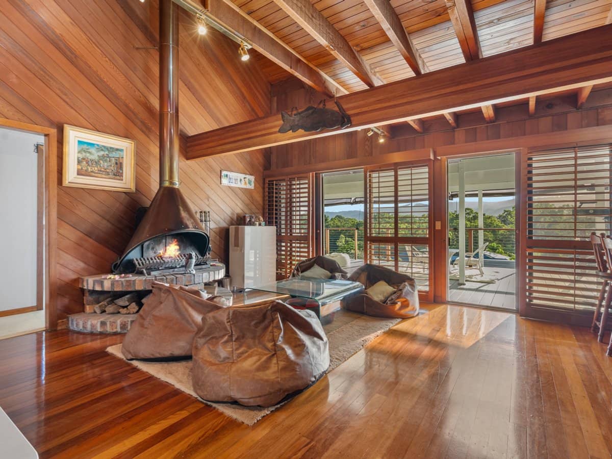 2 Carmel Close, Gilston - Thumbnail 8