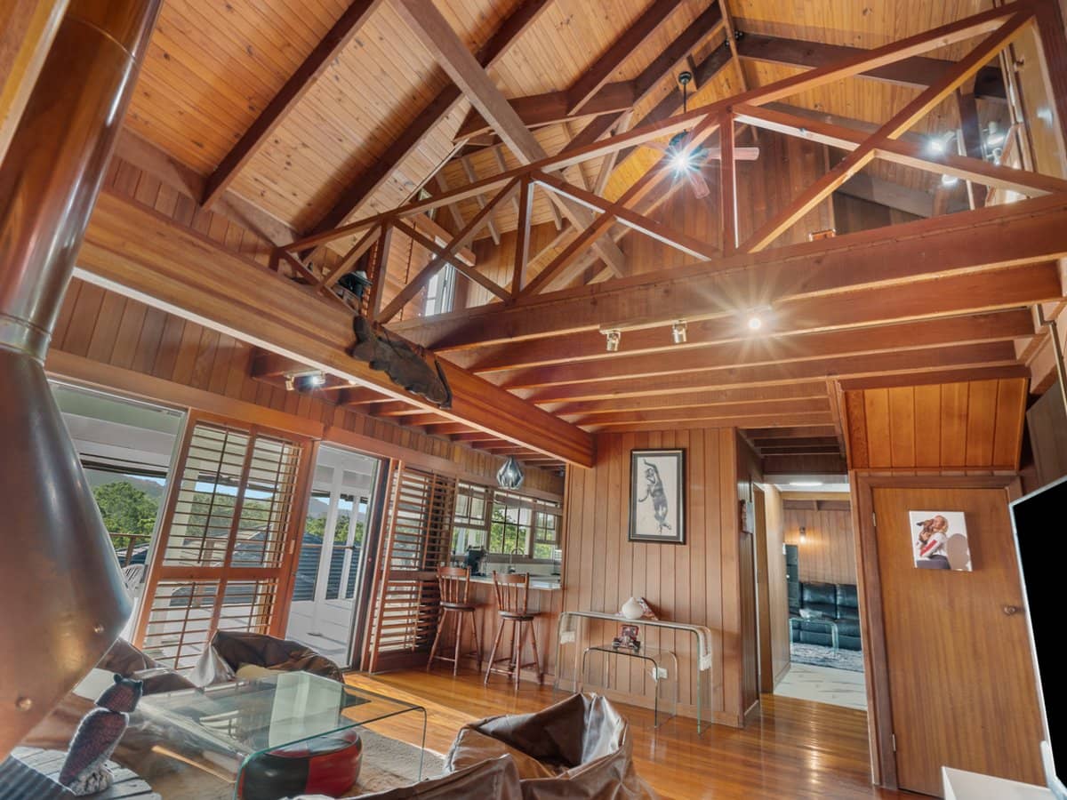 2 Carmel Close, Gilston - Thumbnail 11