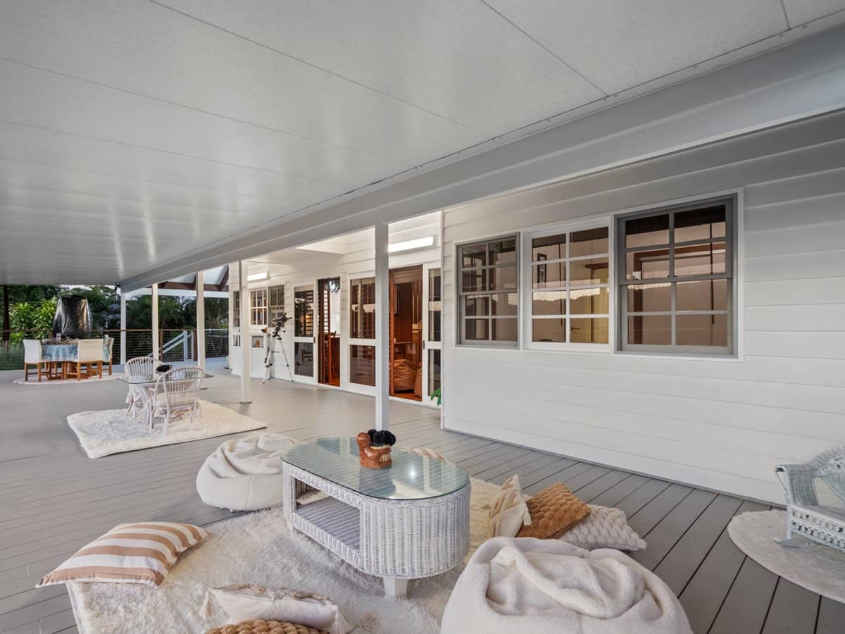 2 Carmel Close, Gilston - Thumbnail 23